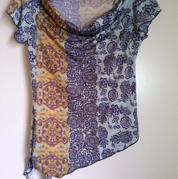 Dynamite boho top with drape neckline  flutter sleeves and slant hem with tie - Picture 2 of 7